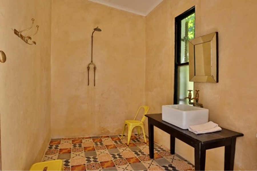 8 Bedroom Property for Sale in Hopefield Western Cape